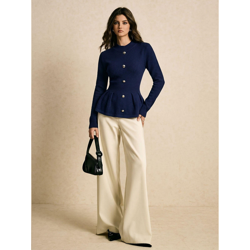 European and American retro single-breasted skirt-style knit top, elegant and slim-fitting, waist-cinching, black long-sleeve top for petite figures European and American retro single-breasted skirt-style knit top, elegant and slim-fitting, waist-cinching, black long-sleeve top for petite figures
