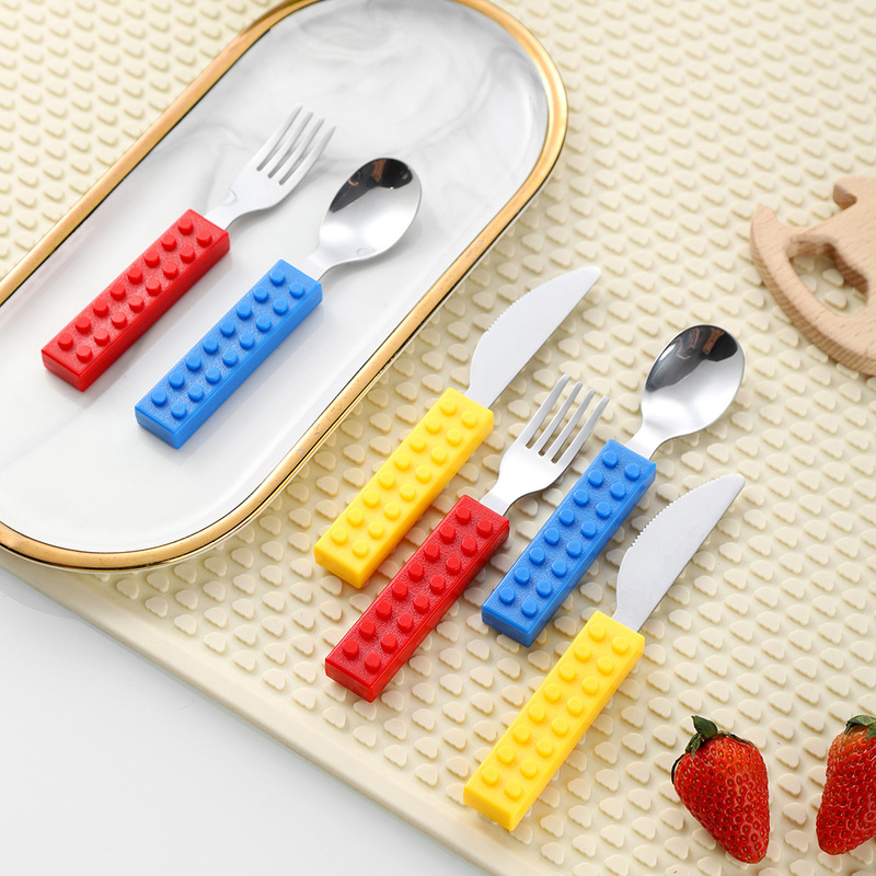 Amazon ビルディングブロック子供用ナイフ、フォーク、スプーンクリエイティブスプライス可能な洋食器かわいい楽しいベビーフォークとスプーンセット卸売|undefined