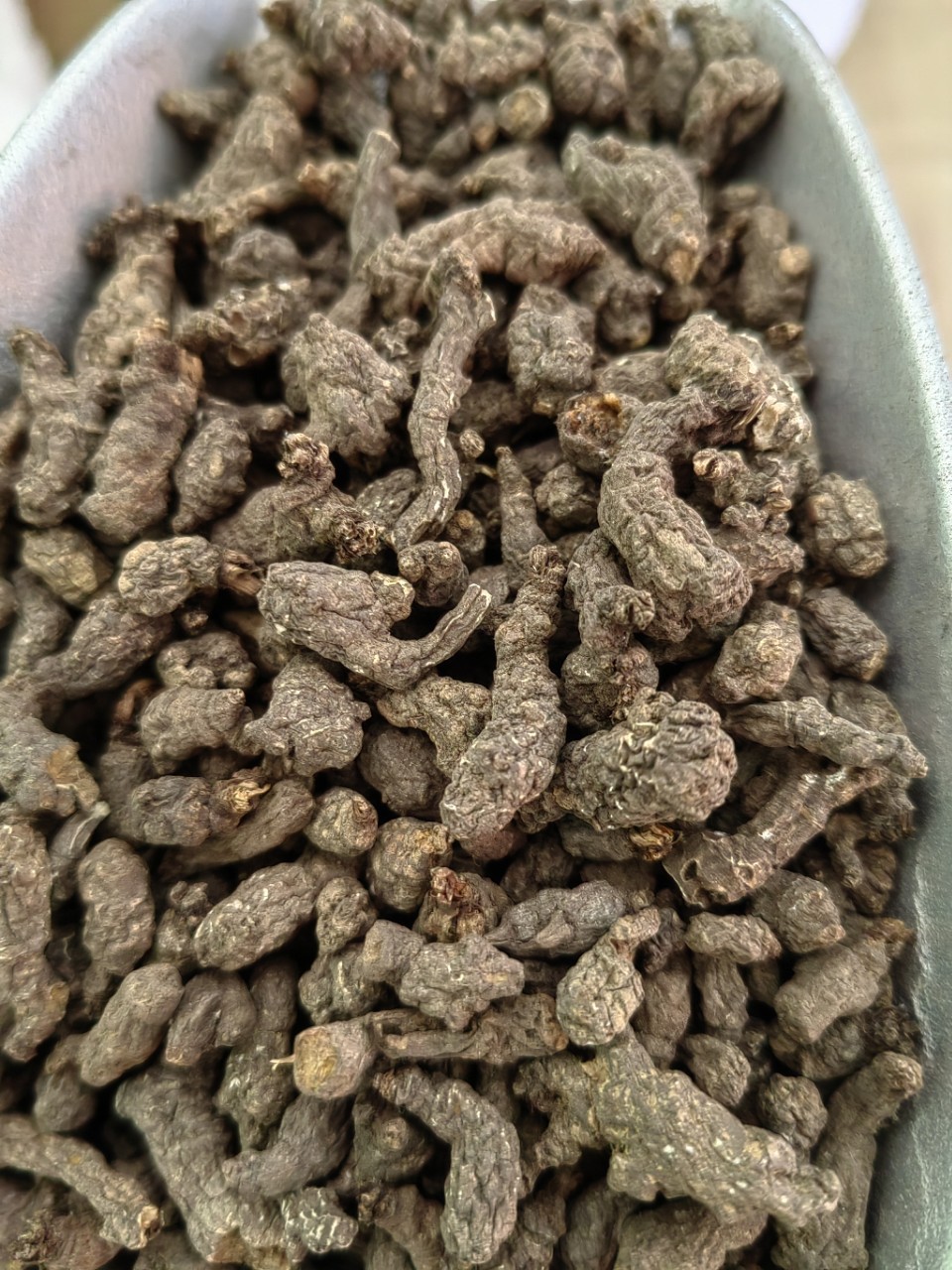 Tian Kui Zi (Semiaquilegia adoxoides) — Dried Food Herb Root, 500g key features