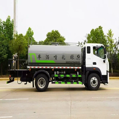 Suvarma maşınları Yuchai 180 horsepower, road dust