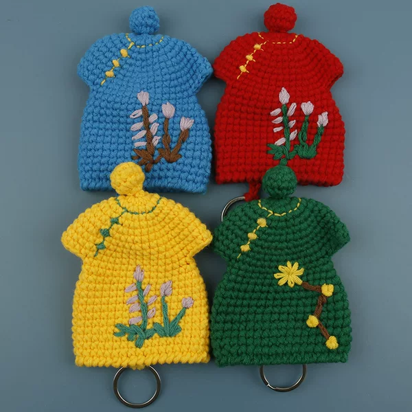 New Handmade Woven Cheongsam Key Bag, Creative Crochet Pull-Out Key Cover, Car Key Protection Pendant