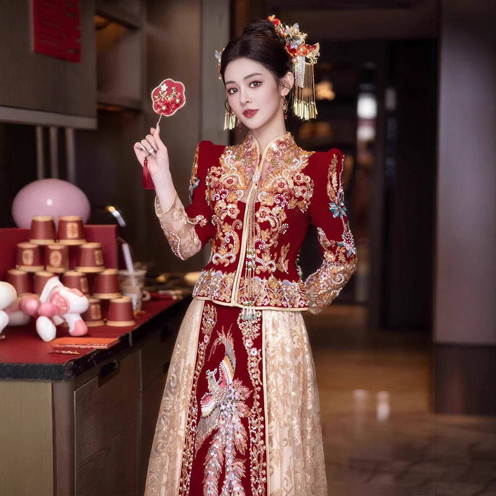 秀禾服婚服2025新款高级新娘结婚敬酒礼服中式嫁衣丝绒秀和服批发
