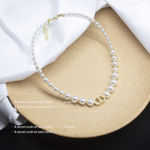 CD Pearl Necklace for Women - Summer, Light Luxury, Unique Design, High-Grade Splicing, Fashionable Style, Elegant Choker, Clavicle Chain