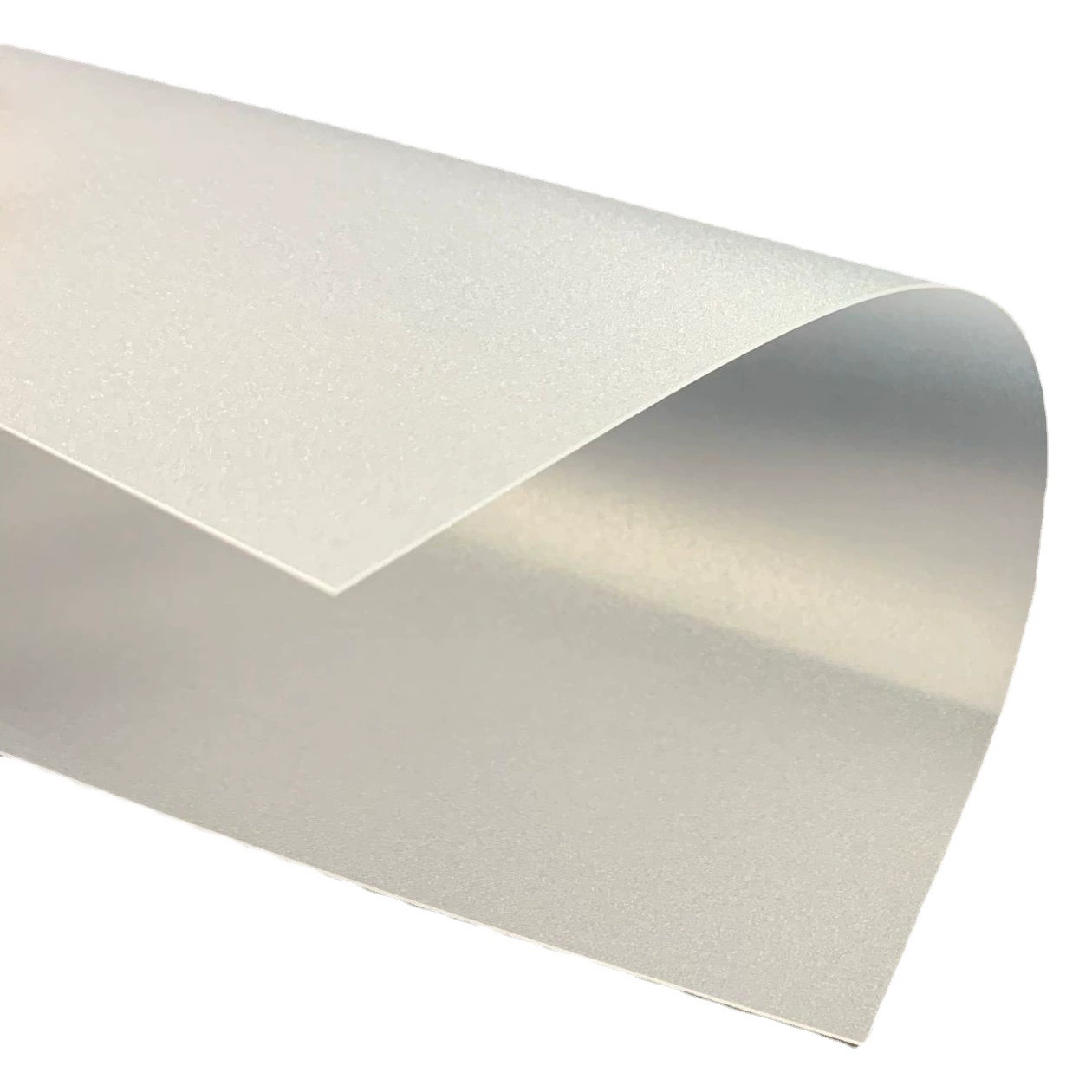 Рулон полупрозрачного матового пластикового листа из ПП, пластиковая плита ПП, жесткая плита, пленка, переплетный материал, обработка, изготовление на заказ