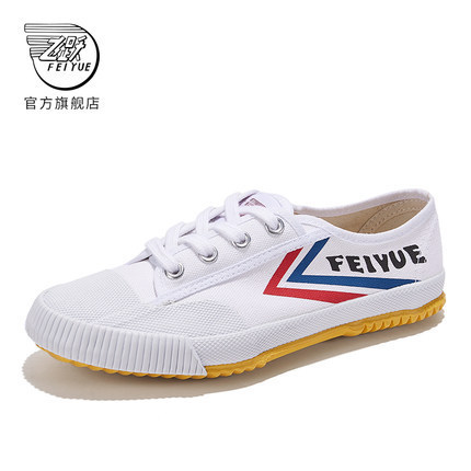 Leap Sports Men and Women Classic Breathable Couple Retro Student Trend Low-Top White Canvas Shoes