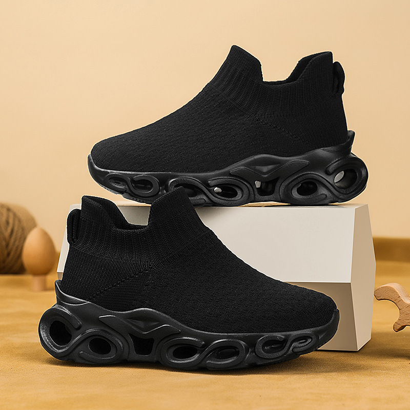 Transfronterizos niños zapatos deportivos de tela de vuelo primavera y verano nuevos niños y niñas malla transpirable ligera universal zapatos de calzado de tela de un pie