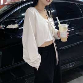 甜美清新短款外套女夏新款防晒衫灯笼袖夏季百搭纯色上衣女