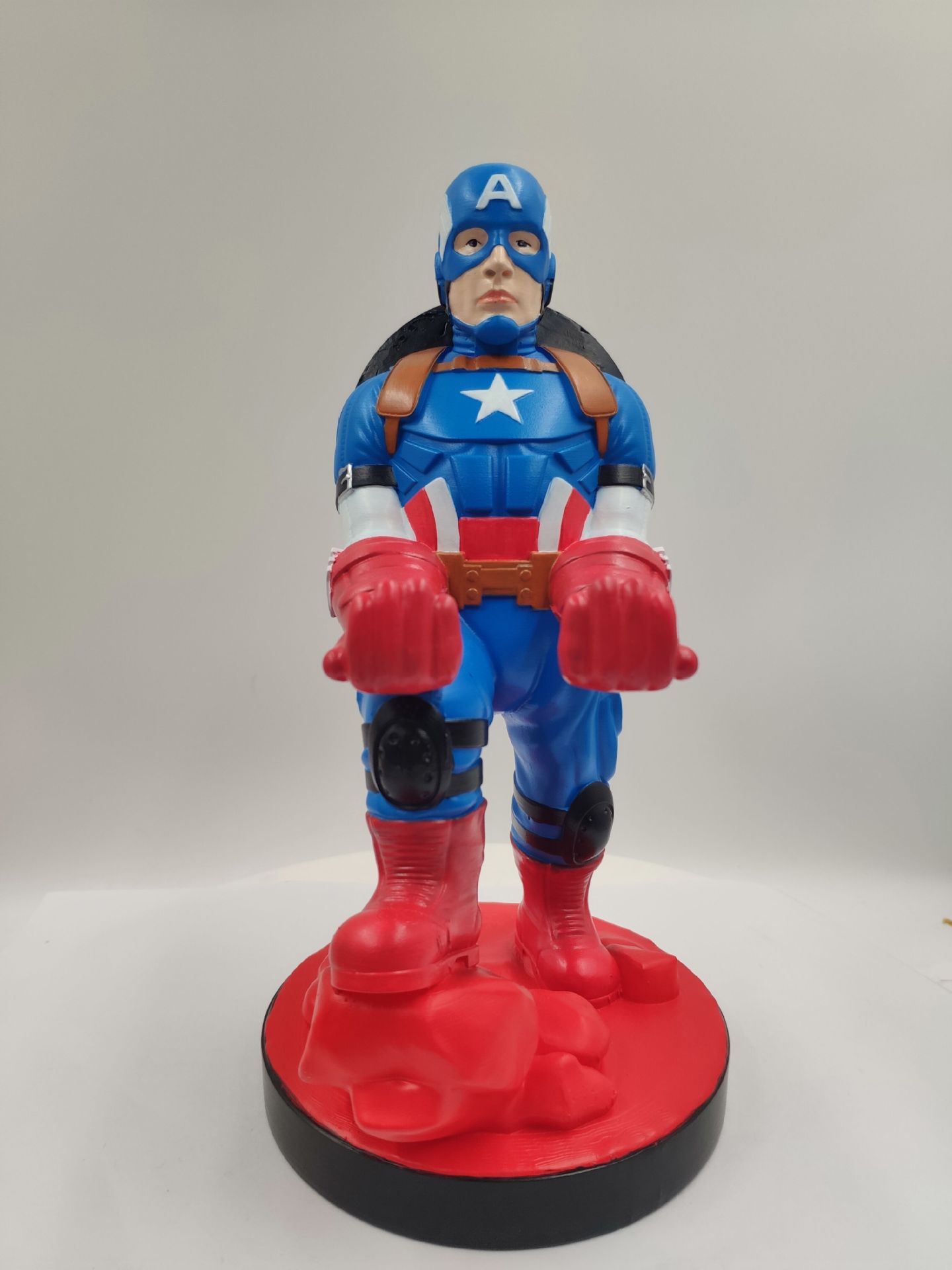 Star Wars Black Warrior Ares Helmet Adornos Modelo Soporte para teléfono móvil Venom Spider Soporte para teléfono móvil Shuren Soporte para teléfono móvil