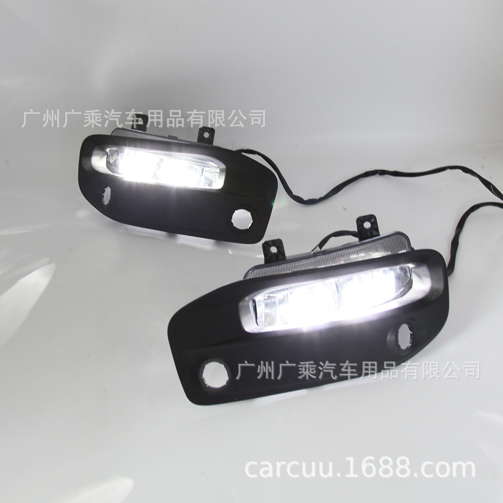 Aplicable a la luz diurna Dodge RAM 2500 series 2019-2020 [Asamblea · Luz blanca]