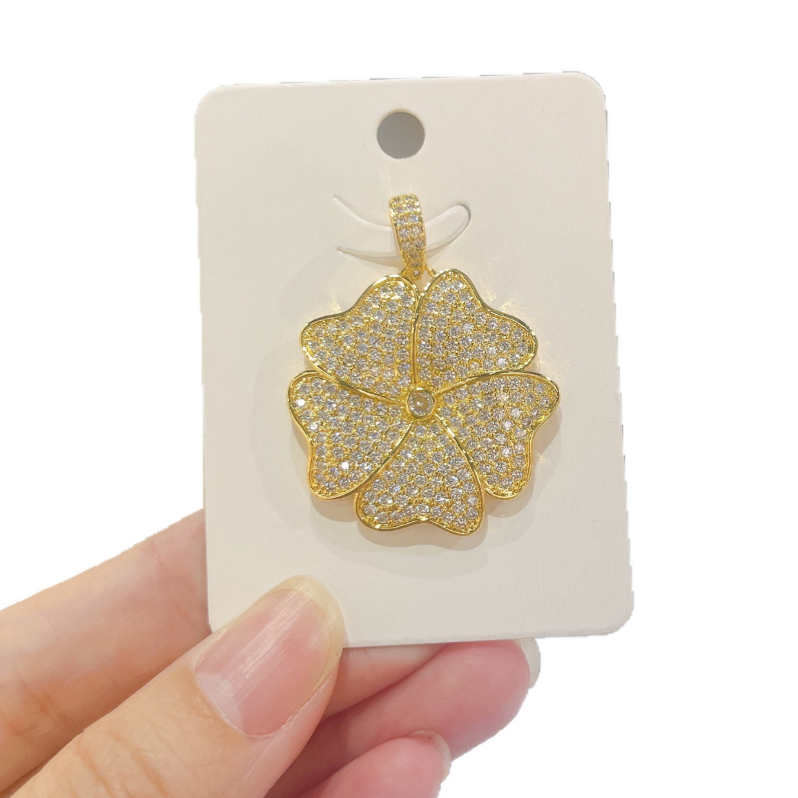 Colgante de zirconio nuevo colgante de diamante de cinco petas amor de alta calidad temperamento joyas de alta gama mujeres lujosas estrellas