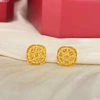 Прямая продажа новых серьг-кубиков из песочного золота с филигранным сахаром в сверкающих серьгах в национальном стиле, уникальных и свежих женских сережек.