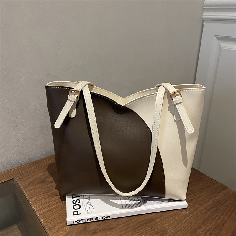 Women's Large-Capacity Handbag, Work Bag, Trendy Versatile Color-Blocking Briefcase, Tote Bag, 2026 New Model Tote Bag Women's Large-Capacity Handbag, Work Bag, Trendy Versatile Color-Blocking Briefcase, Tote Bag, 2026 New Model Tote Bag
