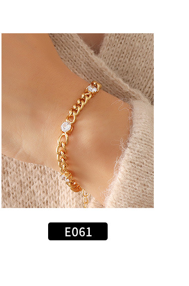 niche necklace emerald leaf necklace clavicle chain titanium steel plated 18k jewelry