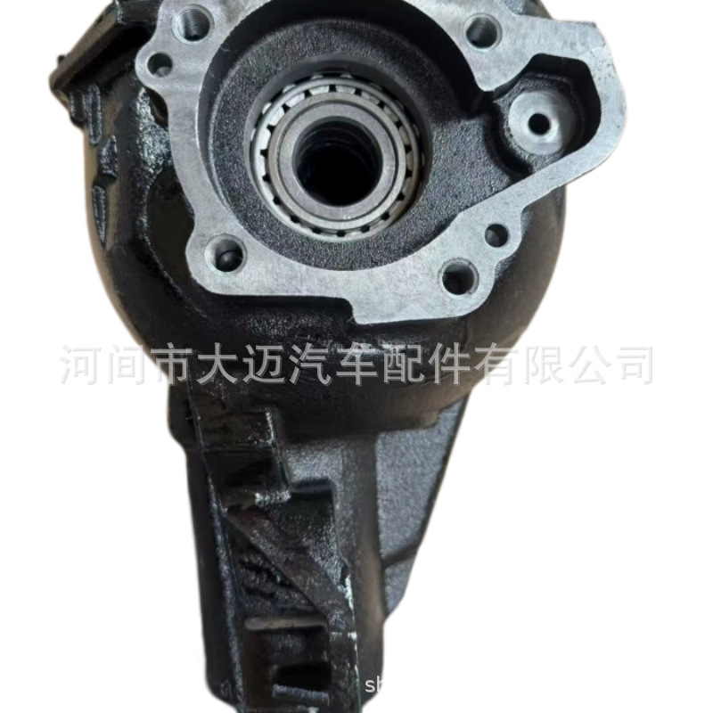 Suitable for Mitsubishi Pajero V31/V33/Black King Kong Rear Axle Differential Mr325160/Mb527300