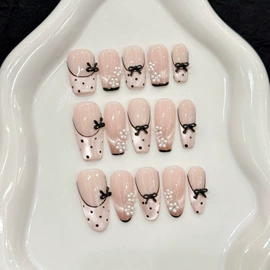 甲片/穿戴甲;美甲贴;美甲工具套装