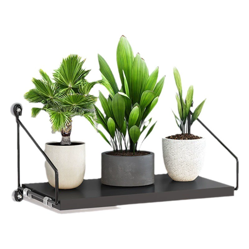 Стеллаж для хранения на стене без перфорации. Перегородка на стене.