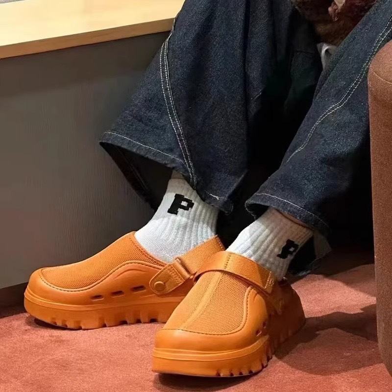 Media pantuflas Baotou de altura de suela gruesa, ropa exterior de mujer, primavera y verano de 2025, nuevos deportes y ocio, sandalias de playa de un pie