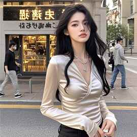 慧简约时尚领长袖恤女春季感小众别致修身短上衣