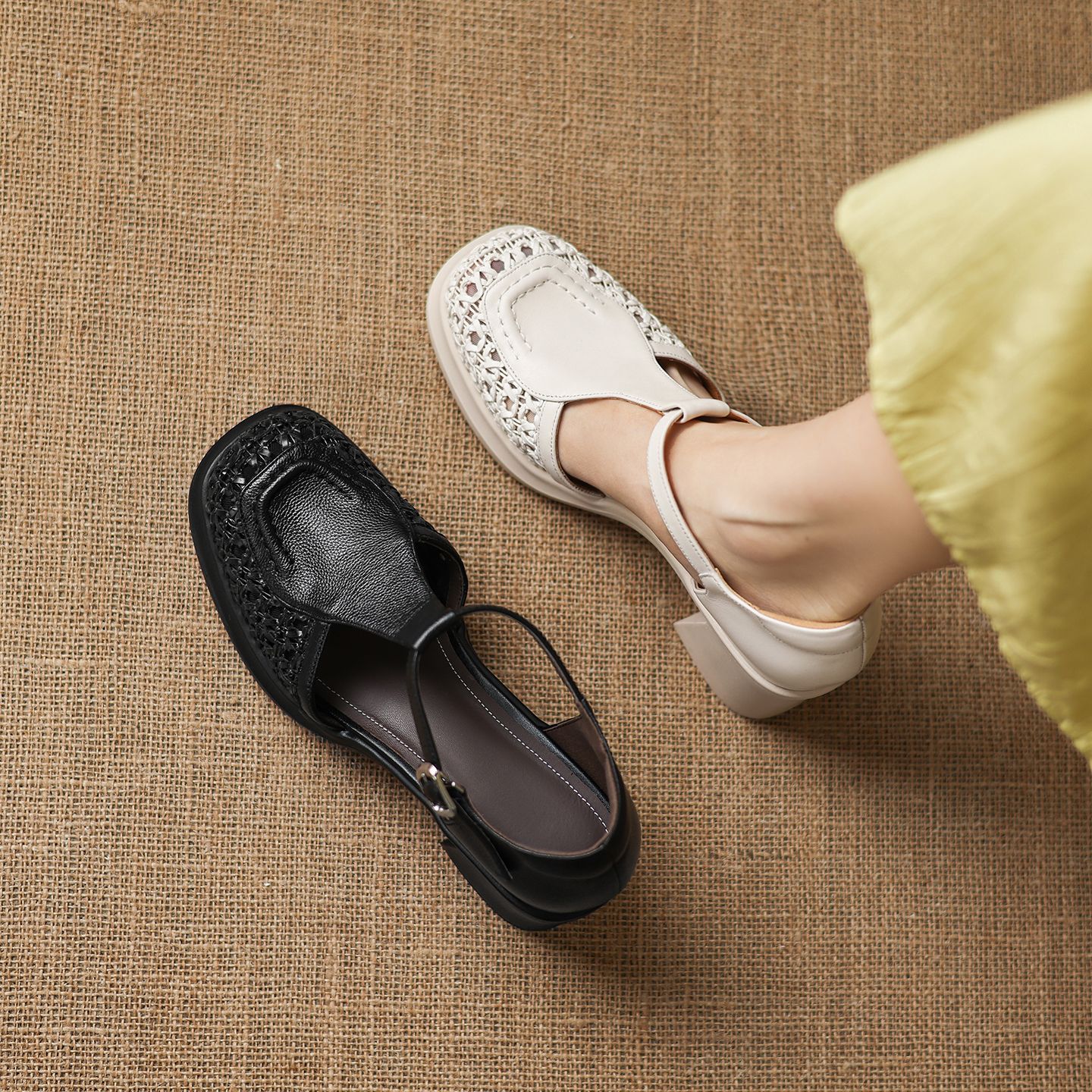 Sandal cao gót nữ mũi nhọn quai chữ T đế dày gót 7 cm — đen