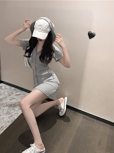 [6535 fish scale fabric] slim slimming, hooded, zipper, sweet or salty, short-sleeved dress, women's casual dress
