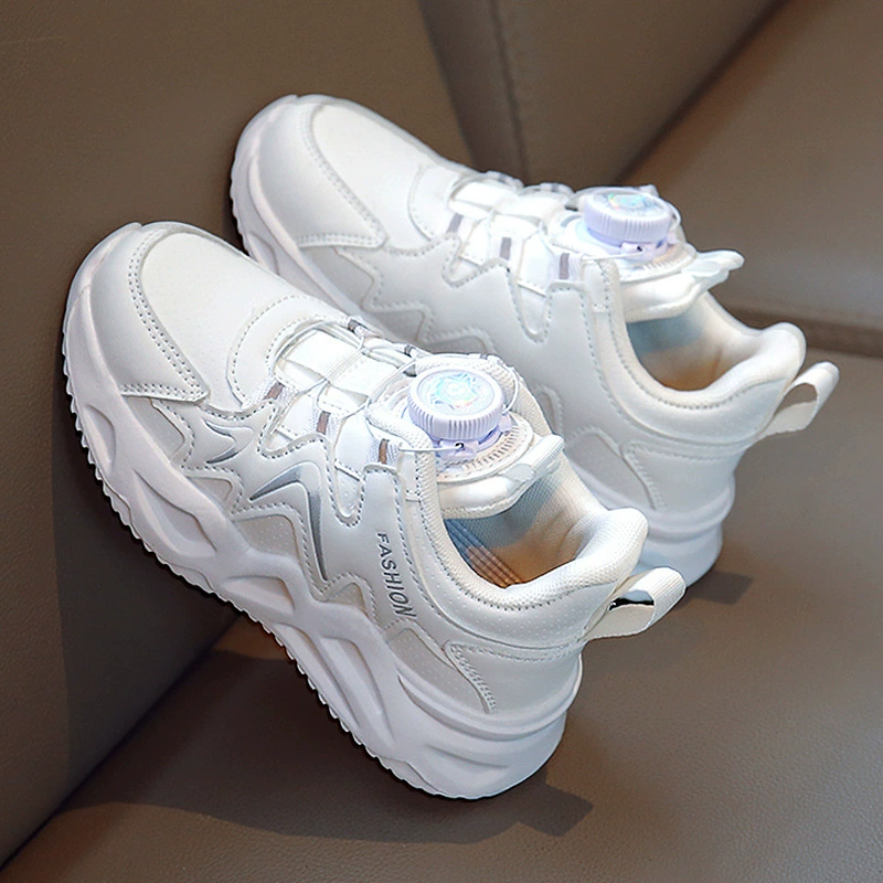 Вращающаяся пуговица обувь для девочек 2024 весна новый детский спорт осенняя девушка маленькая белая обувь папа мягкий фон