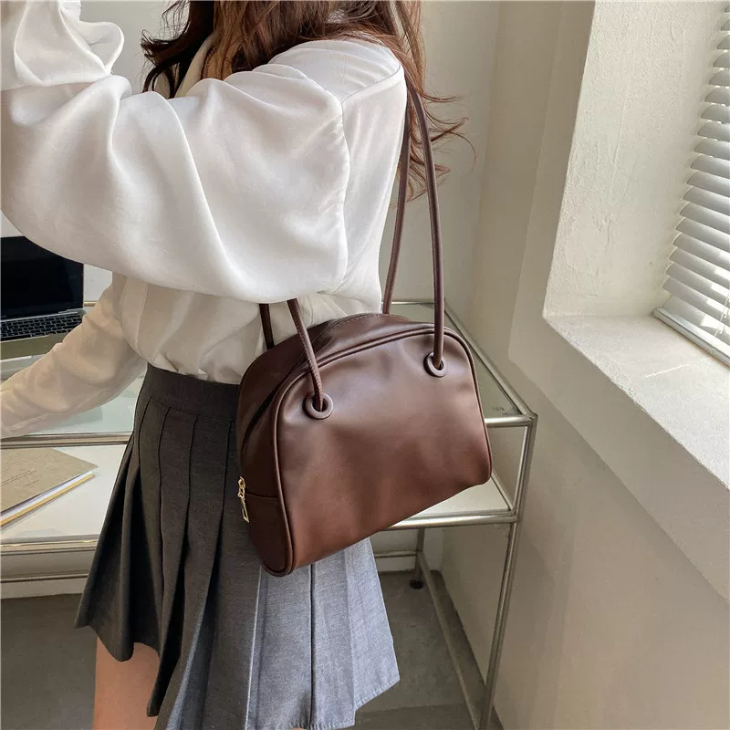 Shoulder Bag, Retro One-Shoulder Korean Style, Roomy Everyday Tote 28×10×20 cm