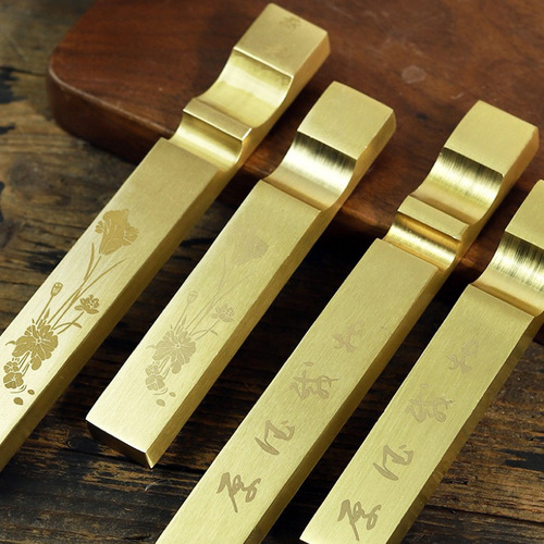 High-end brass ruler pen holder creative dual-purpose pressure paper calligraphy ruler paperweight solid brass four treasures of the study with engraving