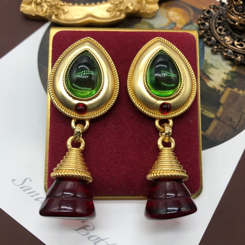 22g Weight Artificial Gemstones Inlay Material Drop Earrings Classification 1 Pair Quantity Daily Occasion 1 Pair Retro Water Droplets Alloy Inlay Artificial Gemstones Gold Plated Women's Drop Earrings