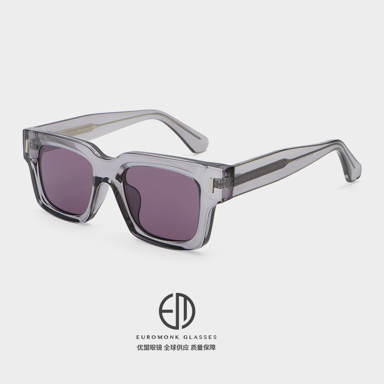 fashionable sunglasses