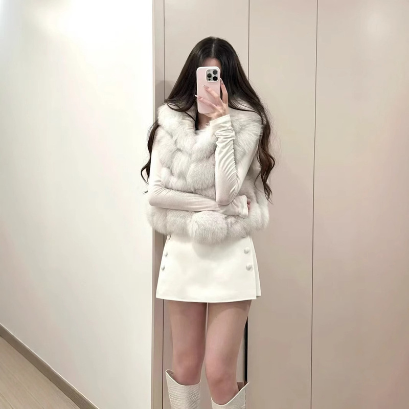 Unique Design New Faux Rabbit Fur Vest for Women, Stylish Chinchilla Pattern Eco-Friendly Fur Hooded Jacket