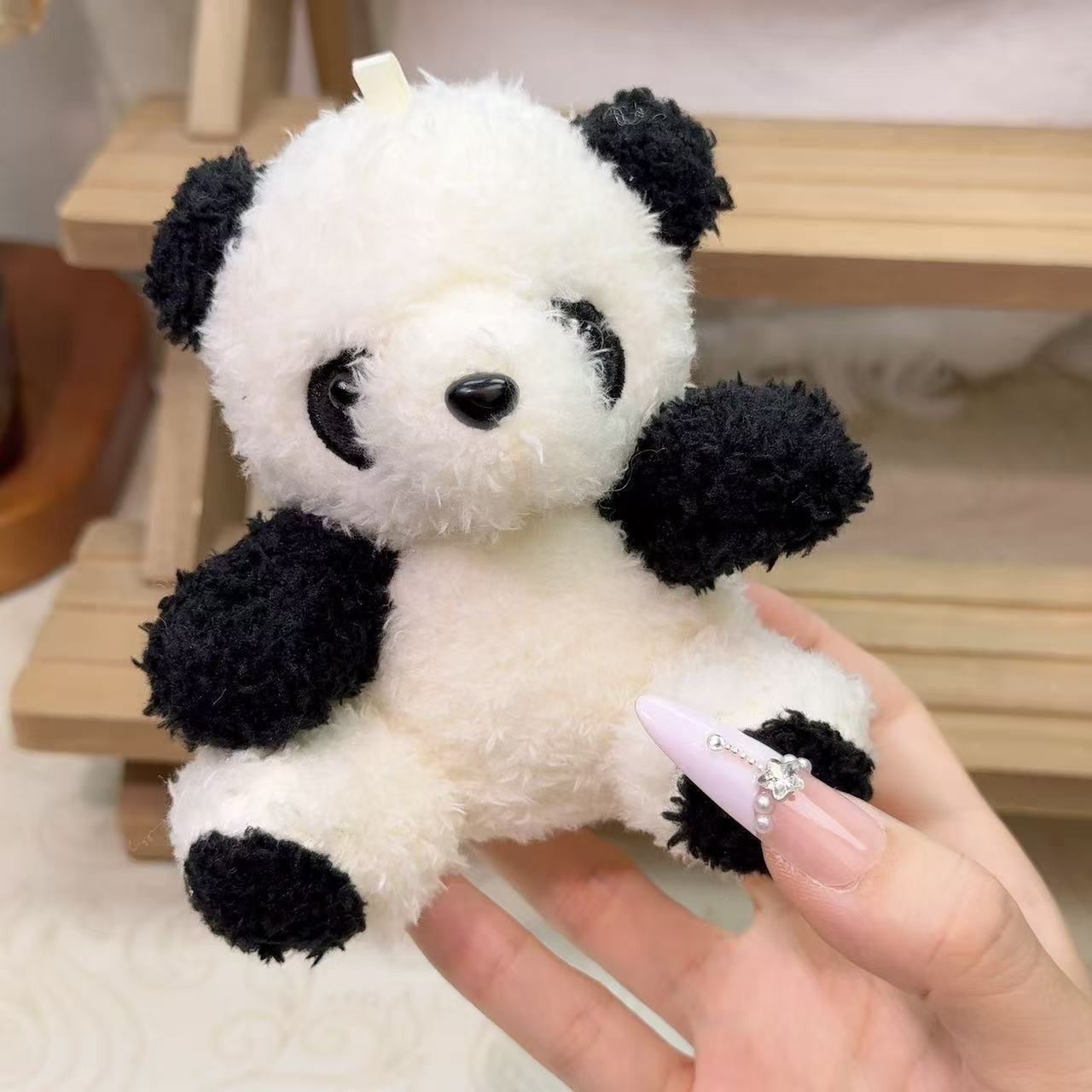 Cute panda gigante muñeca colgante logotipo impreso regalo de graduación sombrero médico panda muñeca evento regalo de promoción