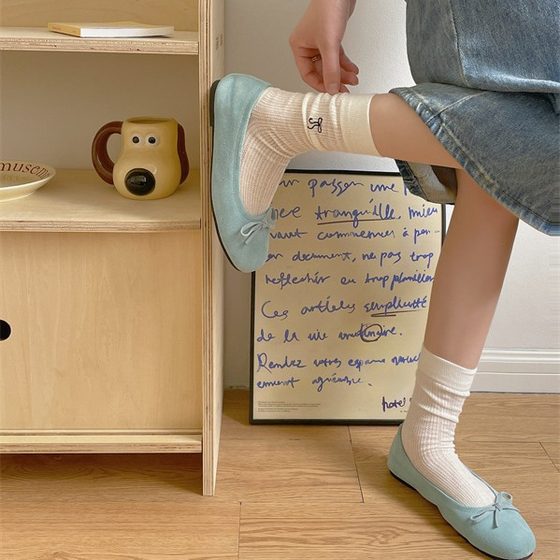 Spring and summer milk white thin JK socks women's tube socks ballet bow hollow pile socks all-match solid color
