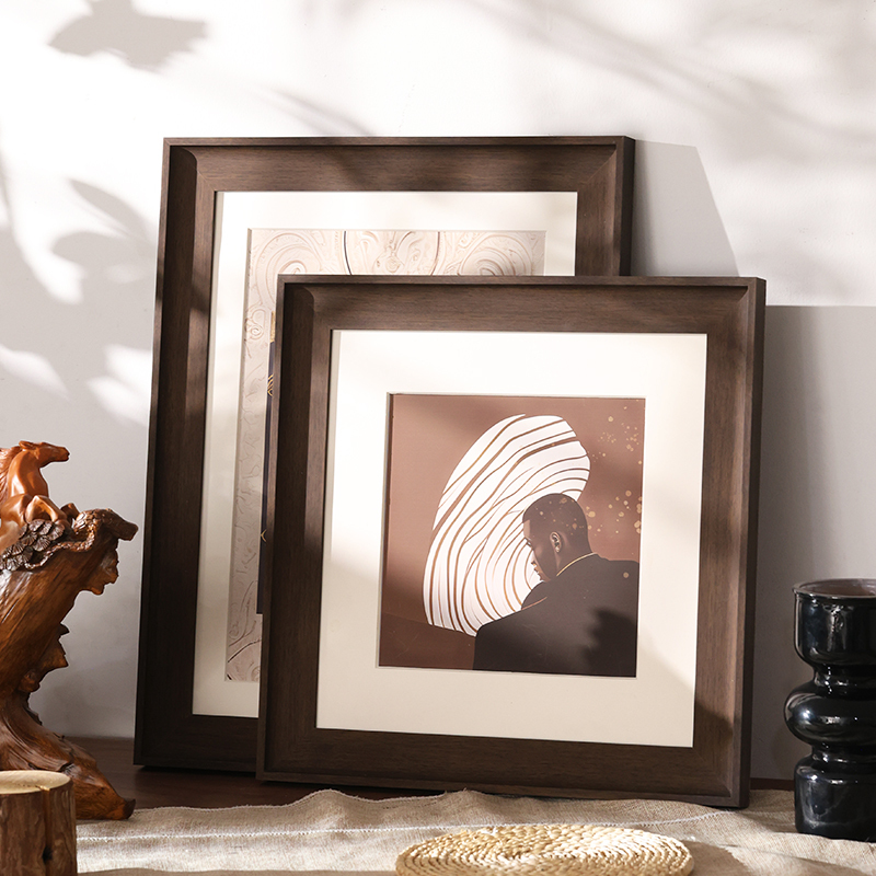 Vintage solid wood picture frame, empty frame for mounting, large photo frame for wall hanging, suitable for sketches, oil paintings, and puzzles Vintage solid wood picture frame, empty frame for mounting, large photo frame for wall hanging, suitable for sketches, oil paintings, and puzzles