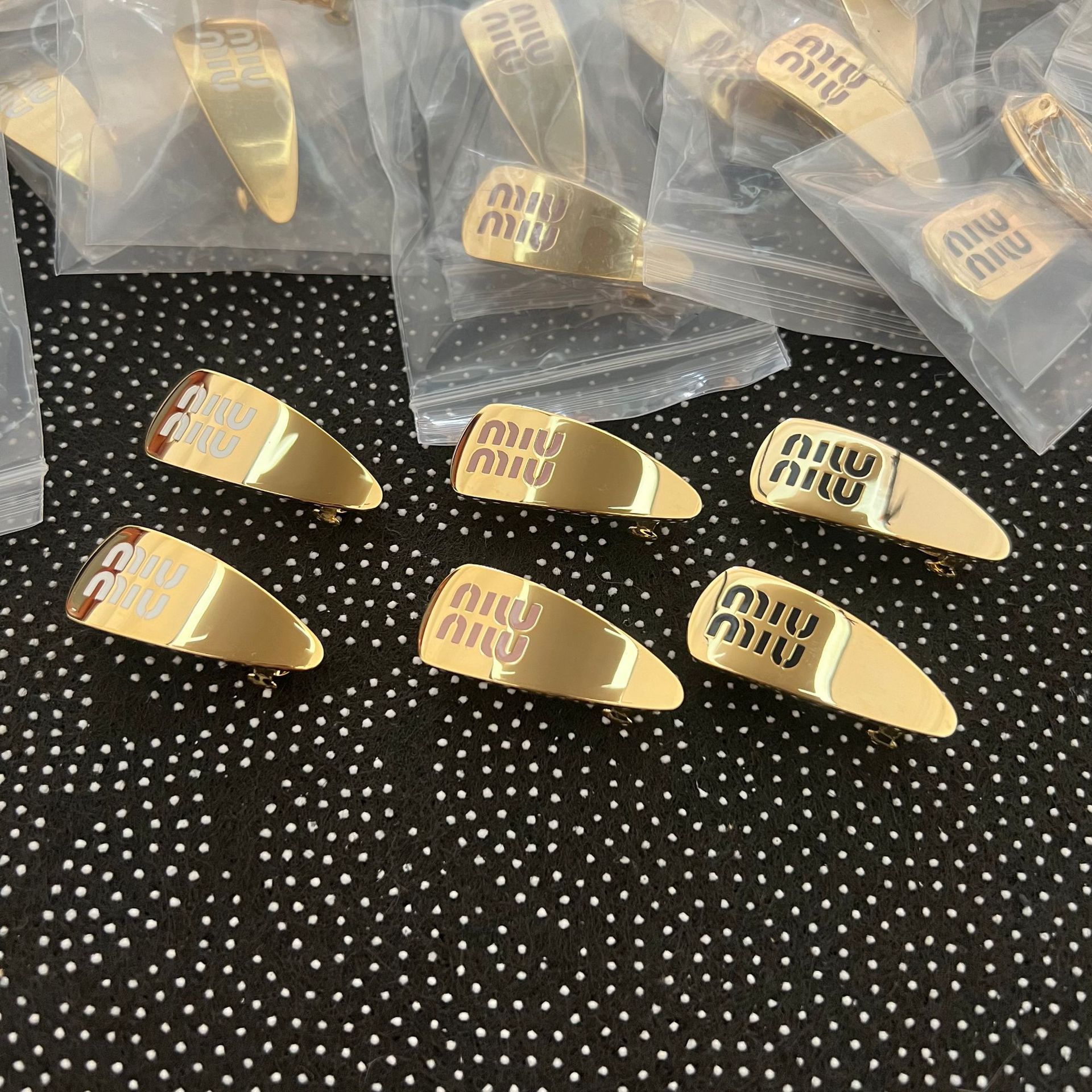 2025 Miaojia New Hairpin Metal Enamel Letter Spring Jiajiang Shuying Same Style Bangs Side Hairpin Side Clip