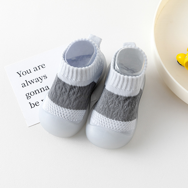 Nuevos zapatos de malla primavera y otoño para niños respirantes antiderrapante zapatos de suela suave para niños pequeños zapatos para niños