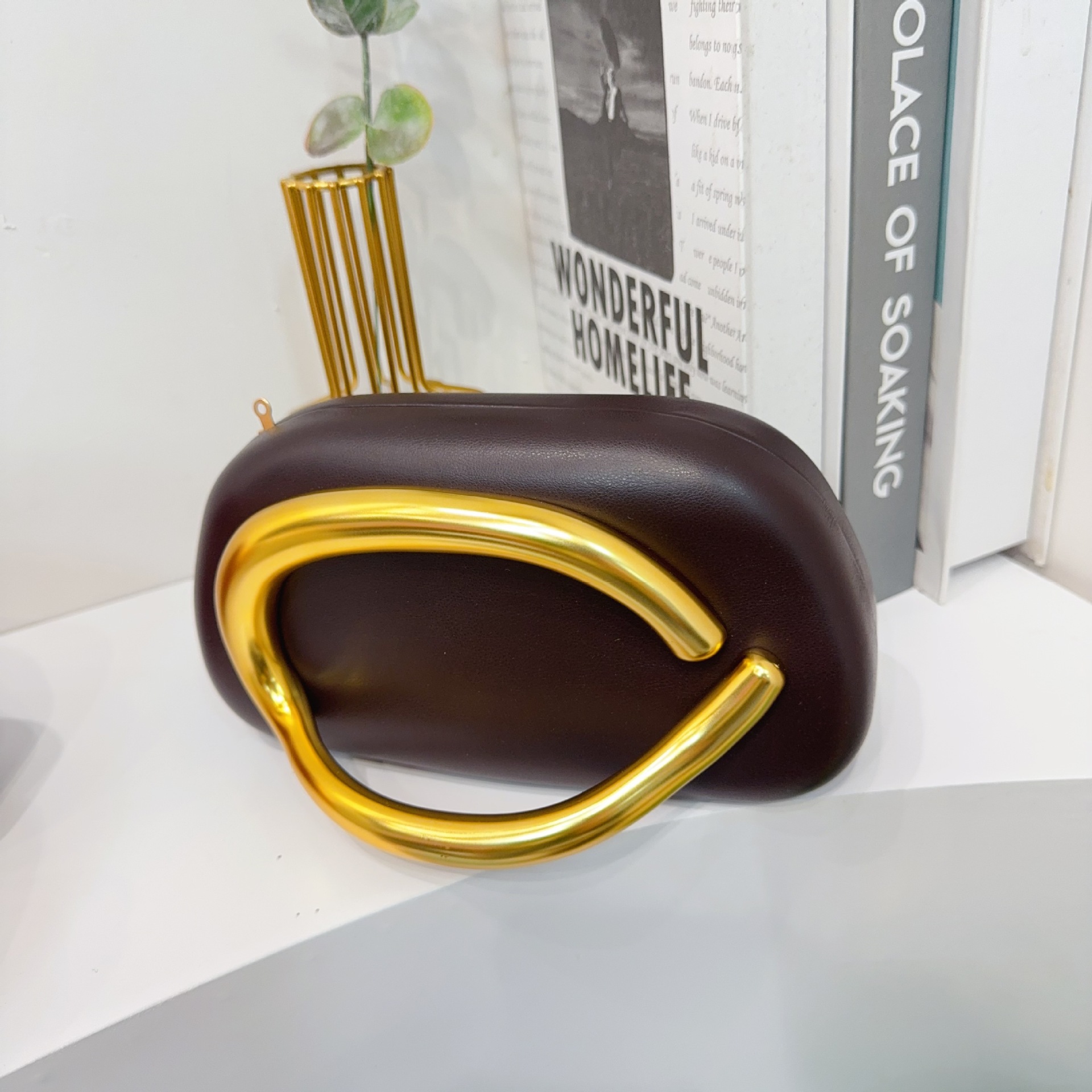 Coffee color (leather type)