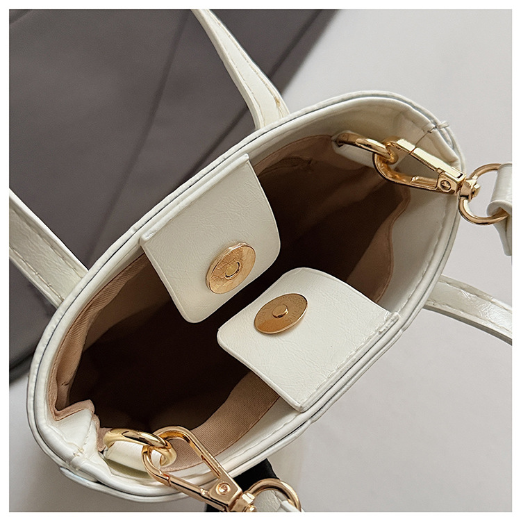 Fashionable and high-quality hand-held small bag for women, 2025 new summer Instagram versatile phone bag, Korean style trendy crossbody bag undefined