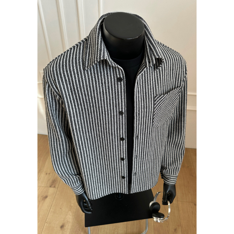 Camicia a maniche lunghe a righe da uomo, nuovo stile primavera 2026, vestibilità ampia, marchio di tendenza, versatile, casual da strada,_voghion.com