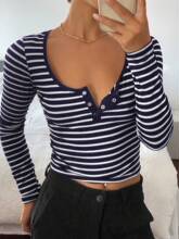 A 10766 Striped crop top ����Ŧ��¶����