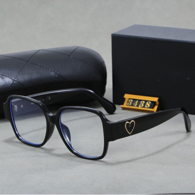 Popular Style Xiaoxiang 3438 Black Frame Personality Plain Heart-Shaped Glasses, Same Style as Ouyang Nana, the Frame Makes the Face Look Slimmer