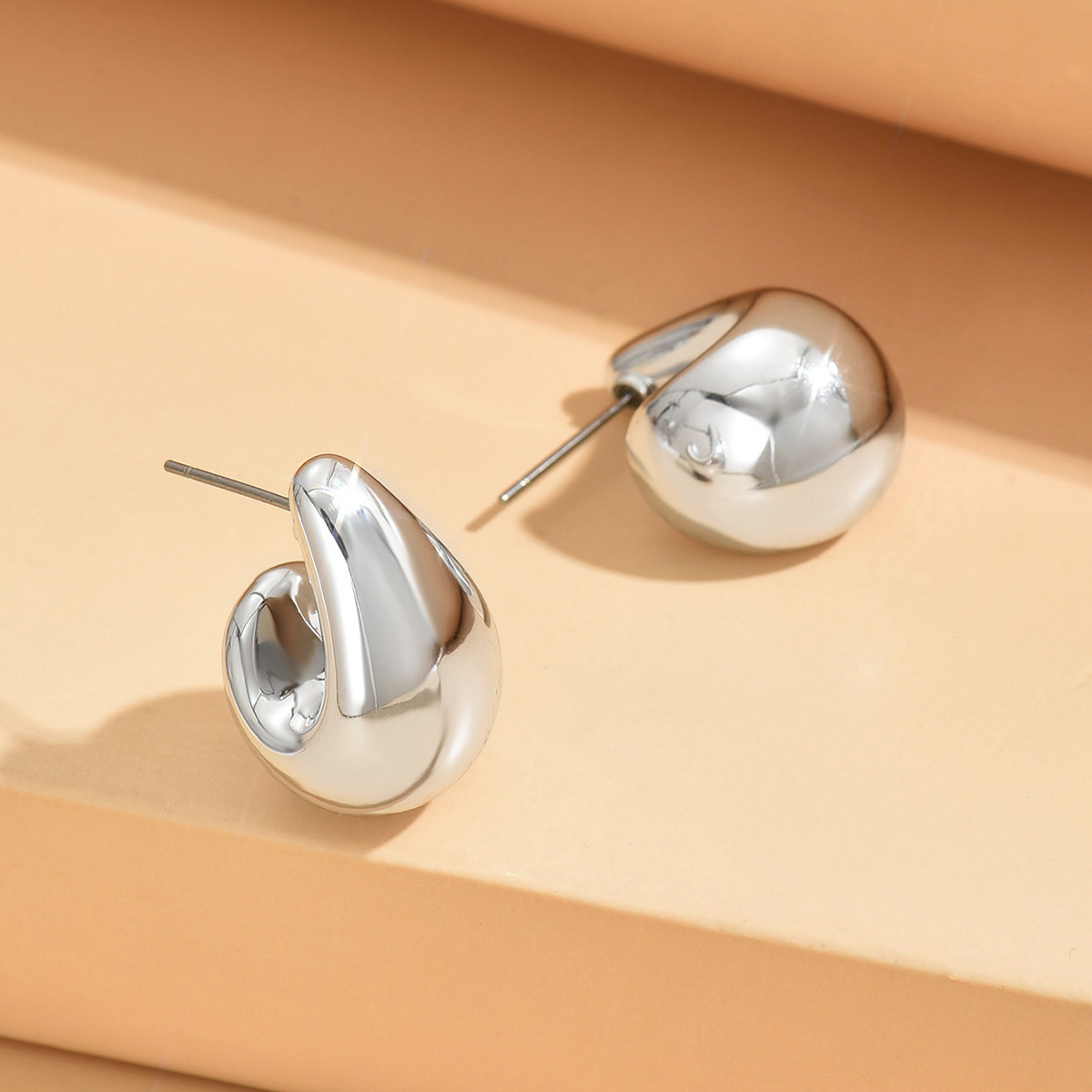 1 Pair Simple Style Classic Style Water Droplets Plating Arylic Ear Studs display picture 12