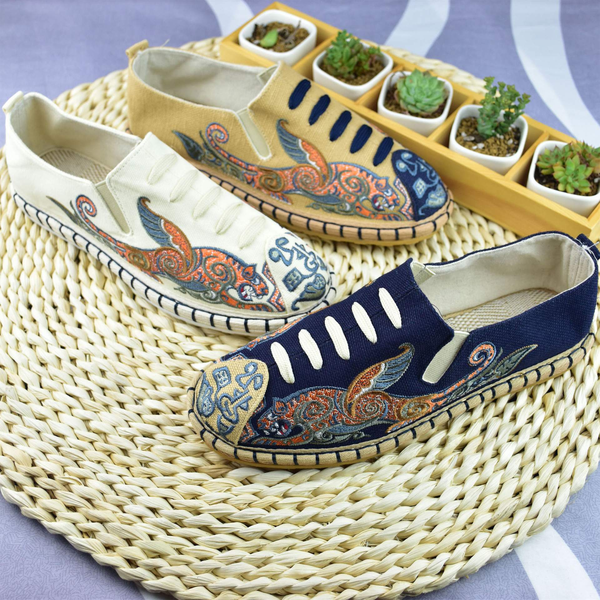 Ethnic-style Han-Tang dress with shoe Chinese old Beijing cloth shoes breathable embroidery pattern men's flat casual single shoes