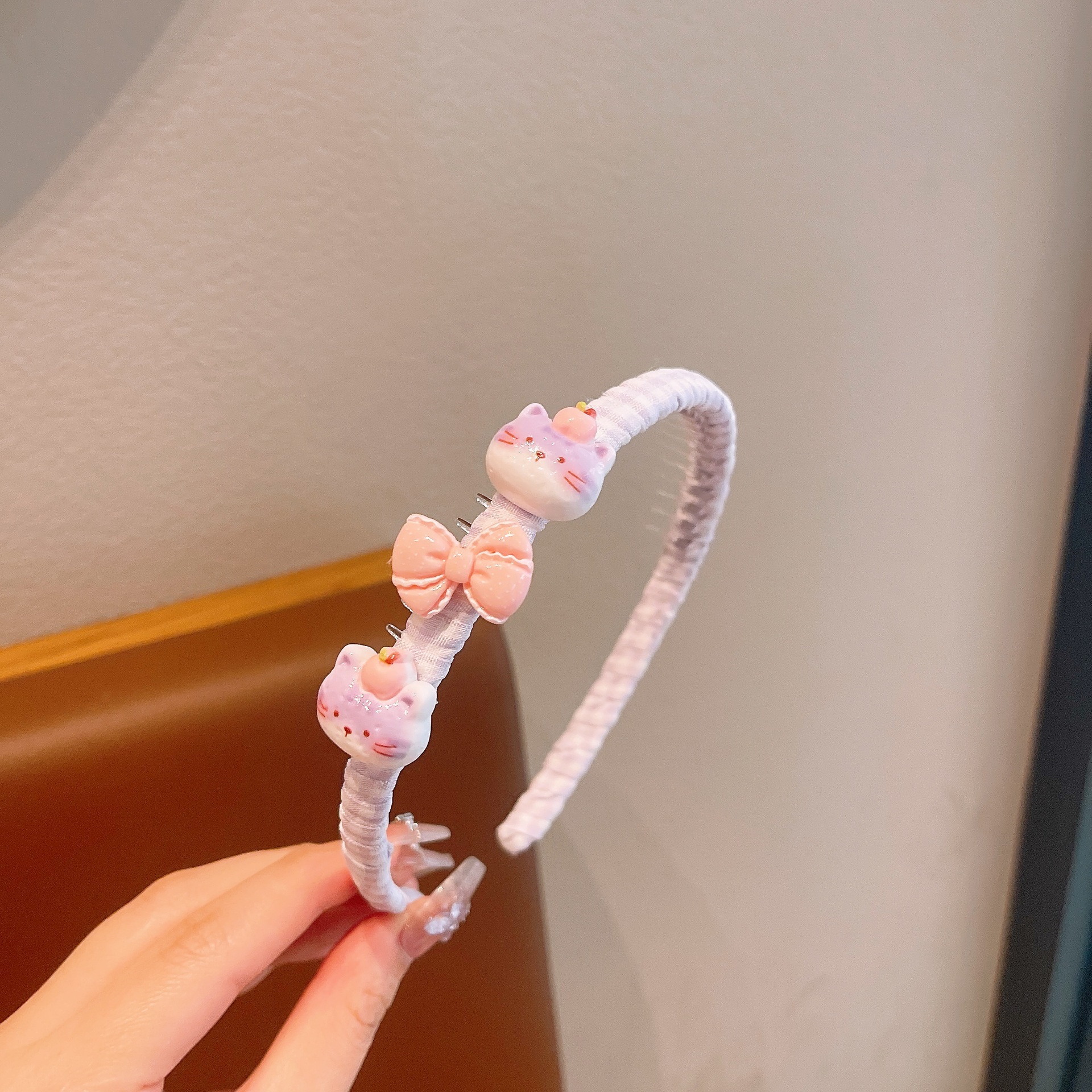 Cat Bow Hair Band (en inglés)