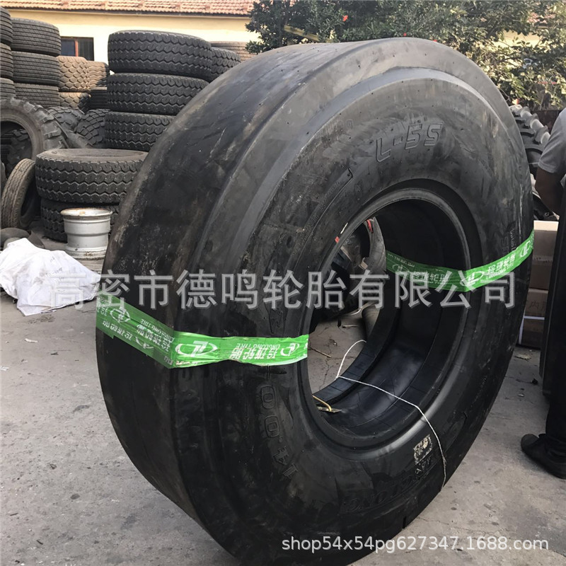 Neumático de ingeniería L-5S 1400-24 Raspador de minería neumático brillante 14.00-24