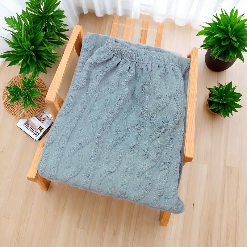 2025 otoño y invierno de franela gruesa pijamas de color sólido para hombres y mujeres de tamaño caliente se pueden usar pantalones de mediana edad y pantalones caseros