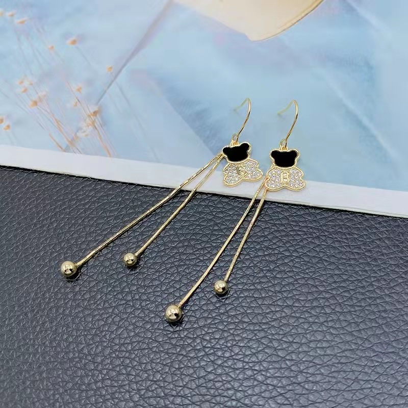 Women's accessories Diamond set simple temperament design sense trend earrings earrings_voghion.com