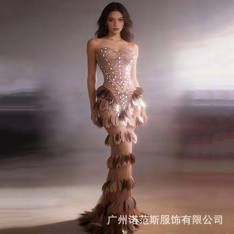 Gorgeous Haute Couture Coffee-Colored Sequined Leaf-Patterned Strapless Mermaid Gown for Thai Vacation Outfits, Runway Photoshoots, and Evening Dresses Gorgeous Haute Couture Coffee-Colored Sequined Leaf-Patterned Strapless Mermaid Gown for Thai Vacation Outfits, Runway Photoshoots, and Evening Dresses