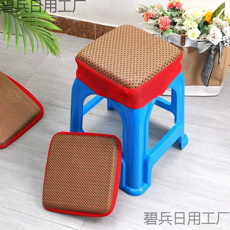 Пластиковые резиновые табуретки Подушка Подушка Домашний стул Стулья Мягкие подушки Квадратные универсальные зимние