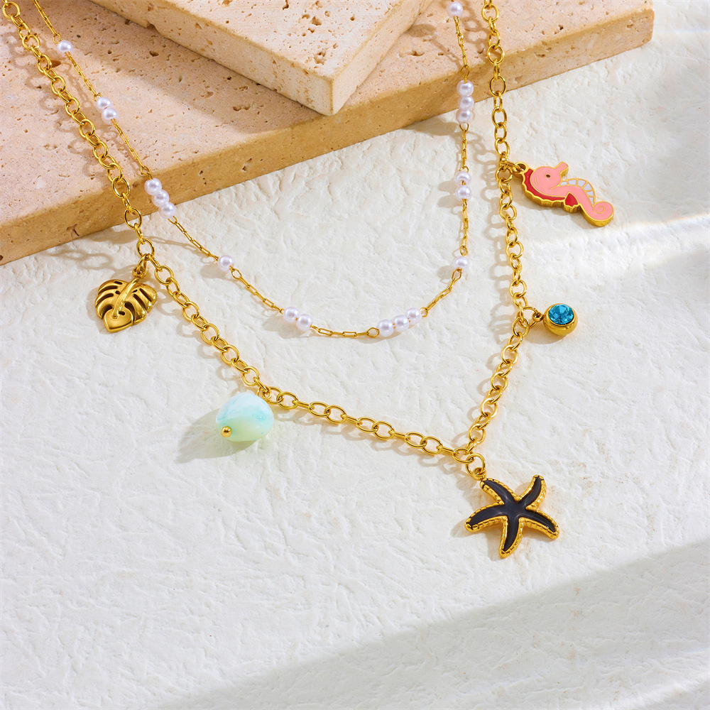 Wholesale Jewelry Retro Classic Style Sun Heart Shape Flower 304 Stainless Steel Plating Pendant Necklace Cable Chain display picture 10