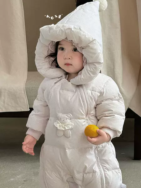 Baby down Jacket Jumpsuit, Fashionable Princess White Duck down Crawler Suit, Super Cute and Cute, Thick Winter Newborn Outing Suit